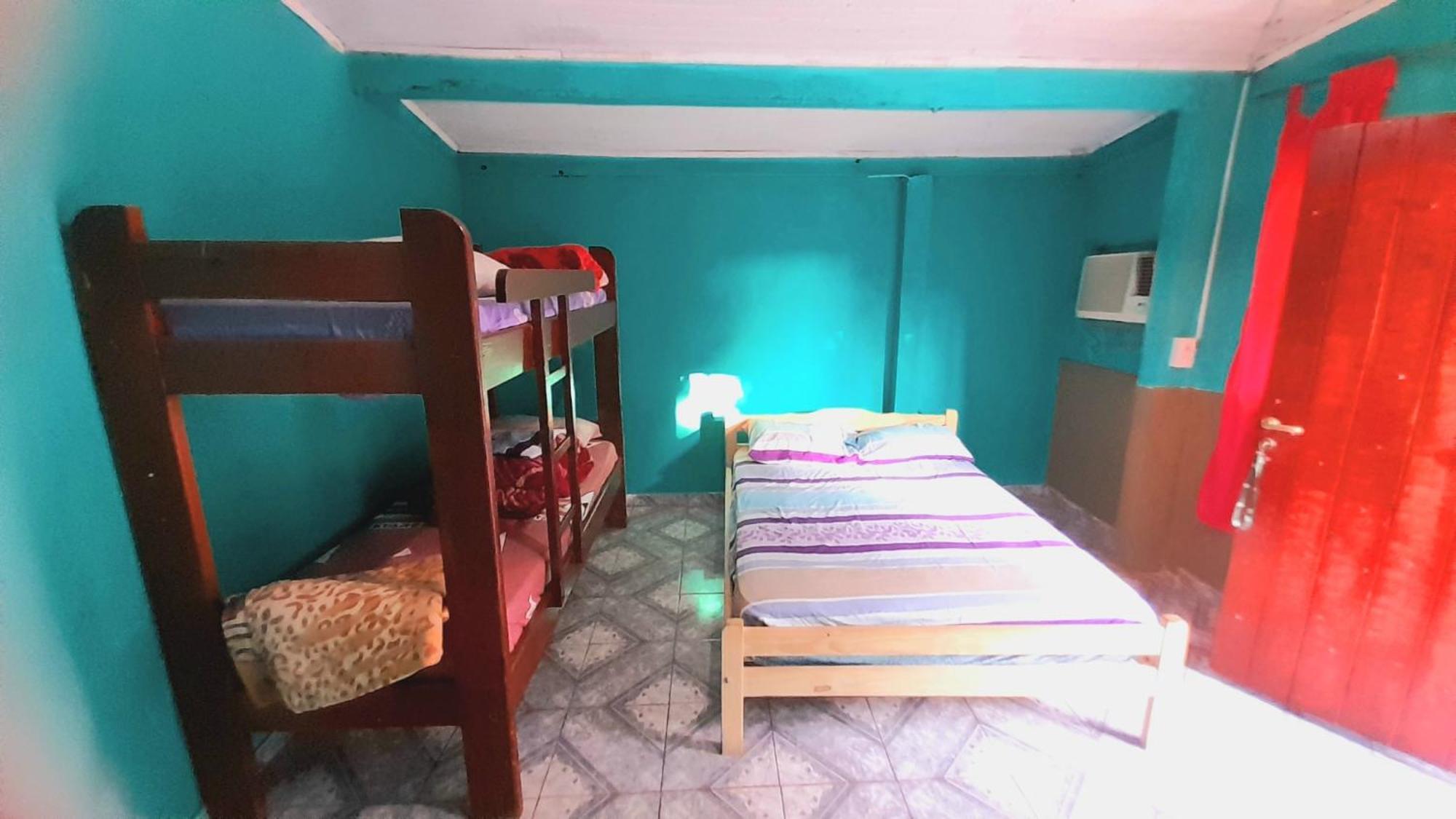Hostel Loli Puerto Iguazú Esterno foto