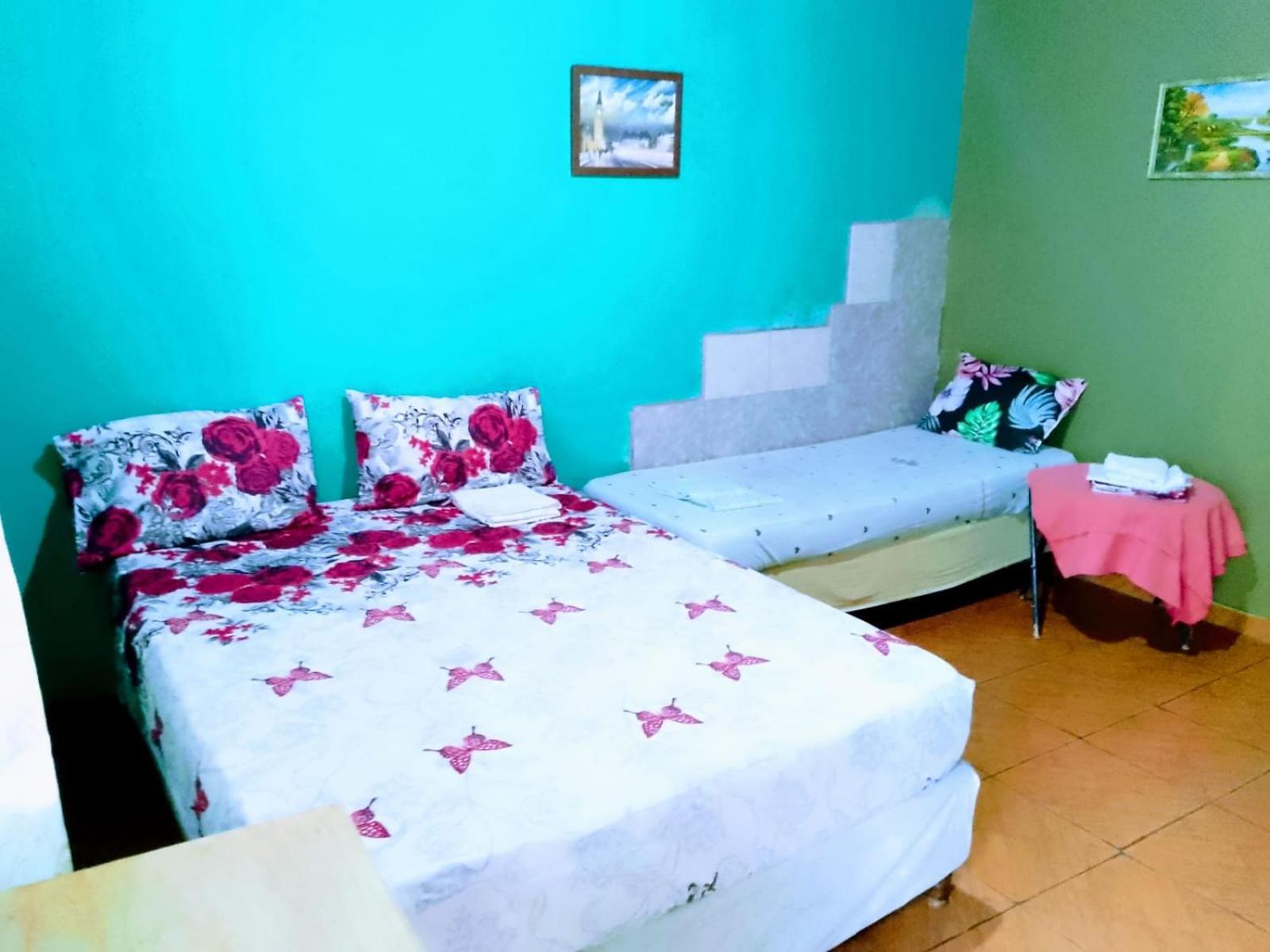 Hostel Loli Puerto Iguazú Esterno foto