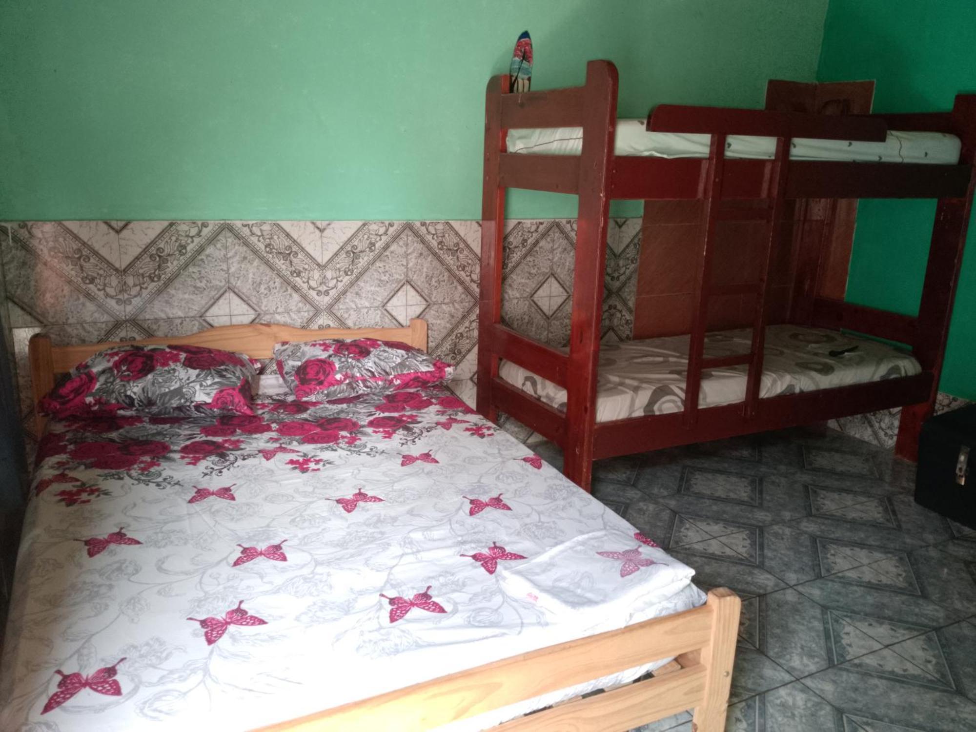 Hostel Loli Puerto Iguazú Esterno foto